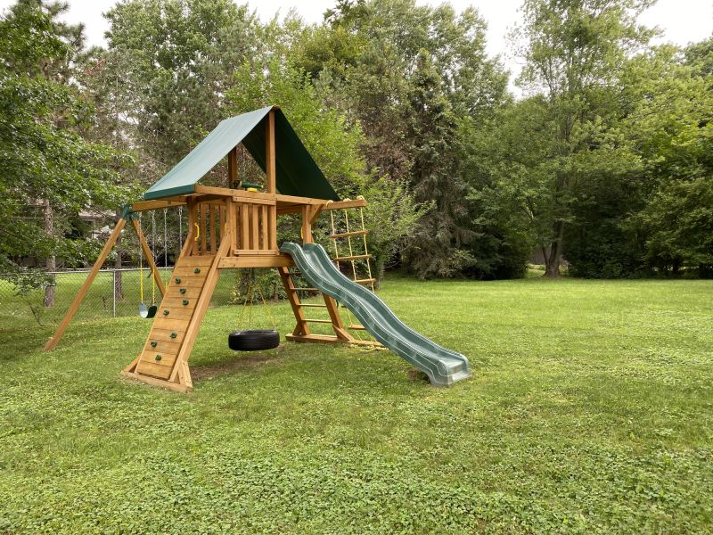 playset moving and assembly